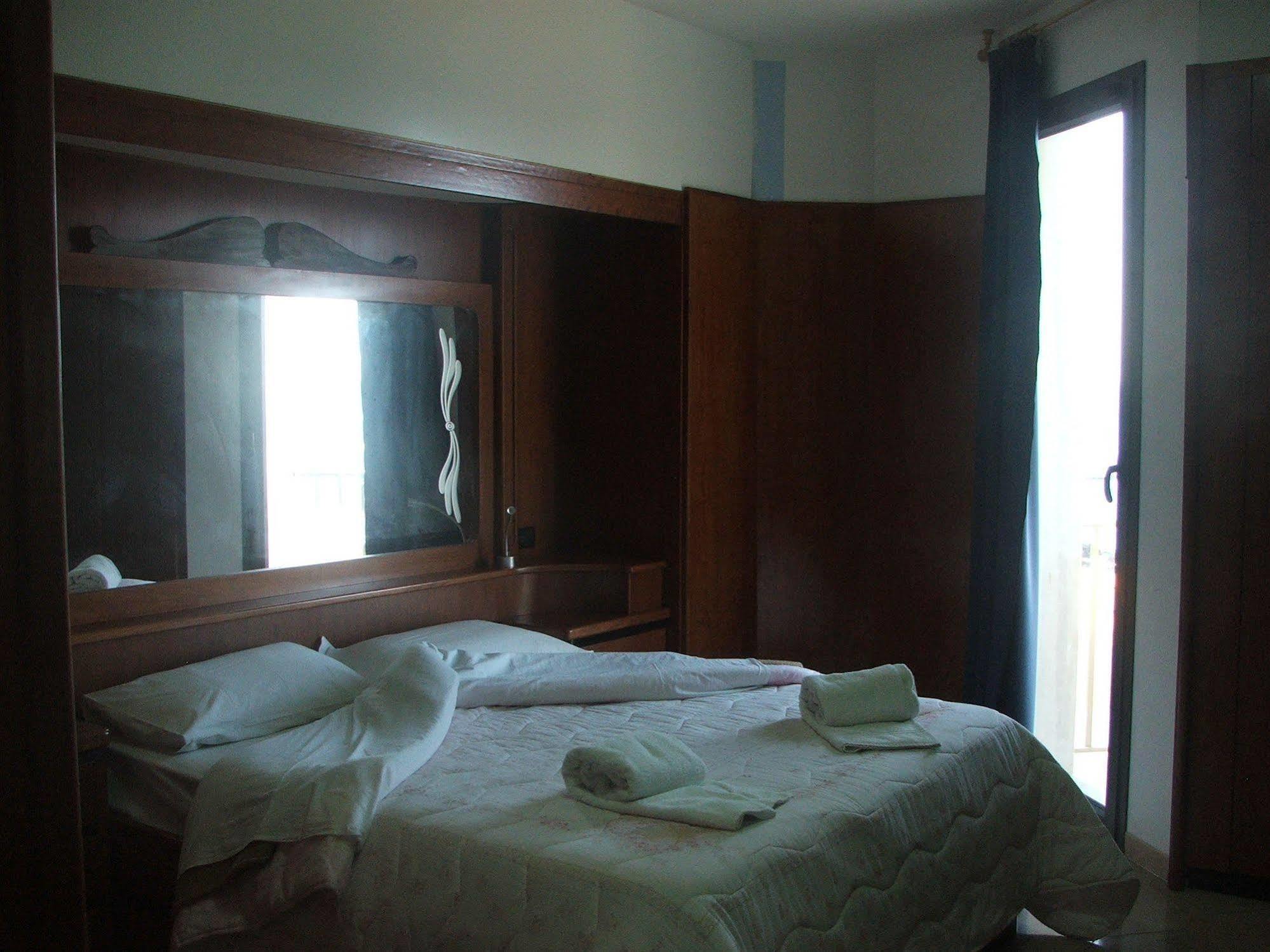 Hotel Vittorio Portopalo Di Capo Passero Dış mekan fotoğraf